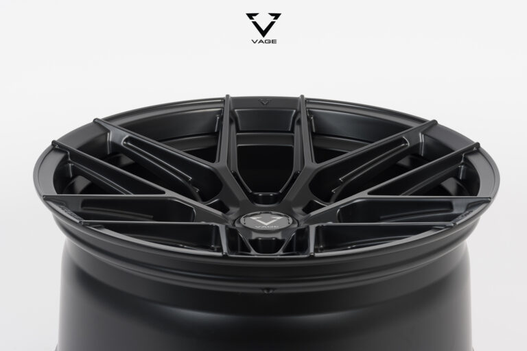 VF-04RM_SUV_1890_BLACKFLAT_8