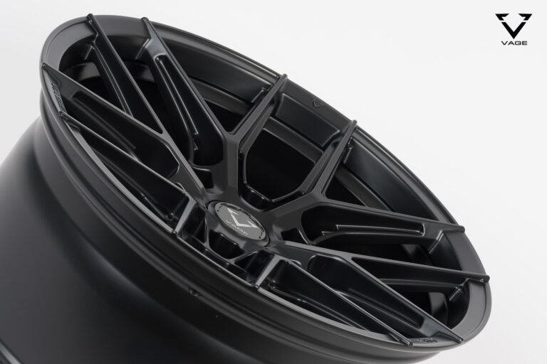VF-04RM_SUV_1890_BLACKFLAT_9