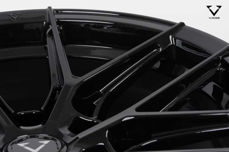 VF-04RM_SUV_1890_BLACK_13