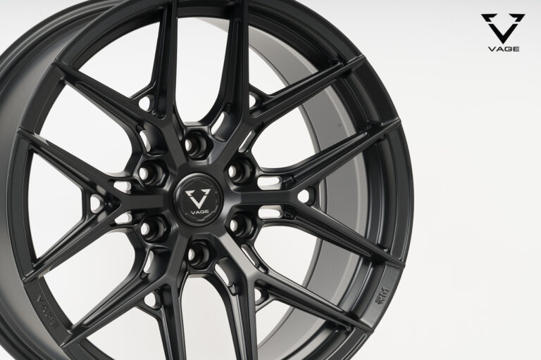 VF-04RM_SUV_BLACK-FLAT_4